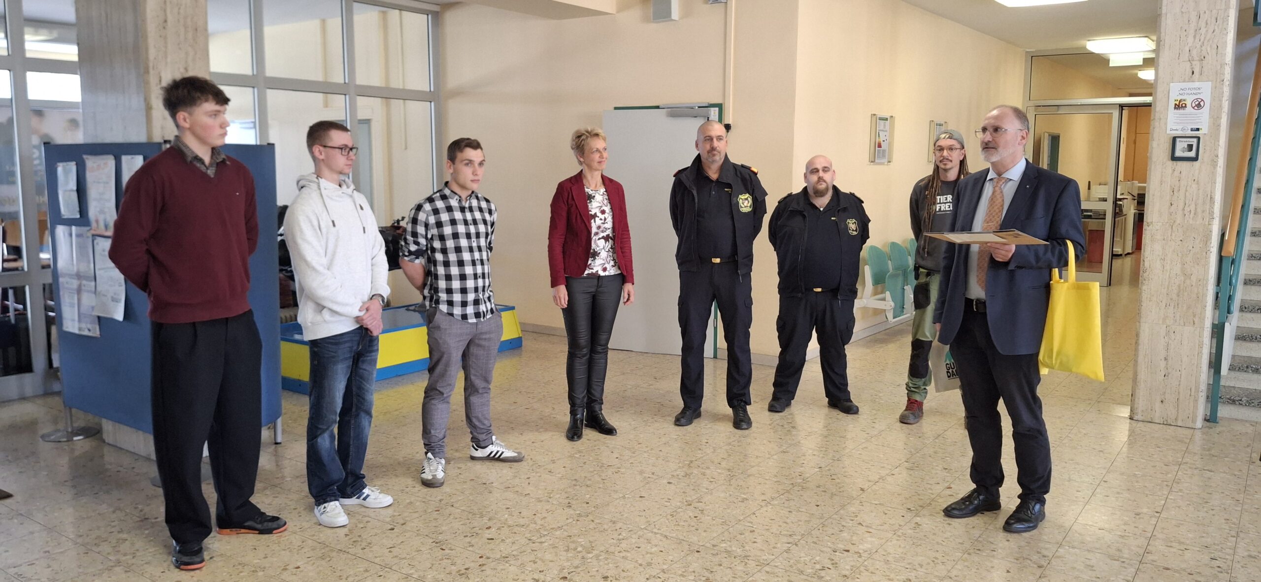 Ansprache von Standorttleiter Dipl.-Päd. Mst. Thomas Natschläger, BEd bei der Spendenübergang